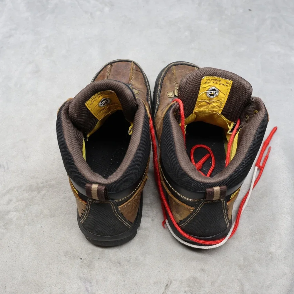 Caterpillar Men 9.5M Work Boot Brown Leather Safety Toe Rugged Industrial P90935